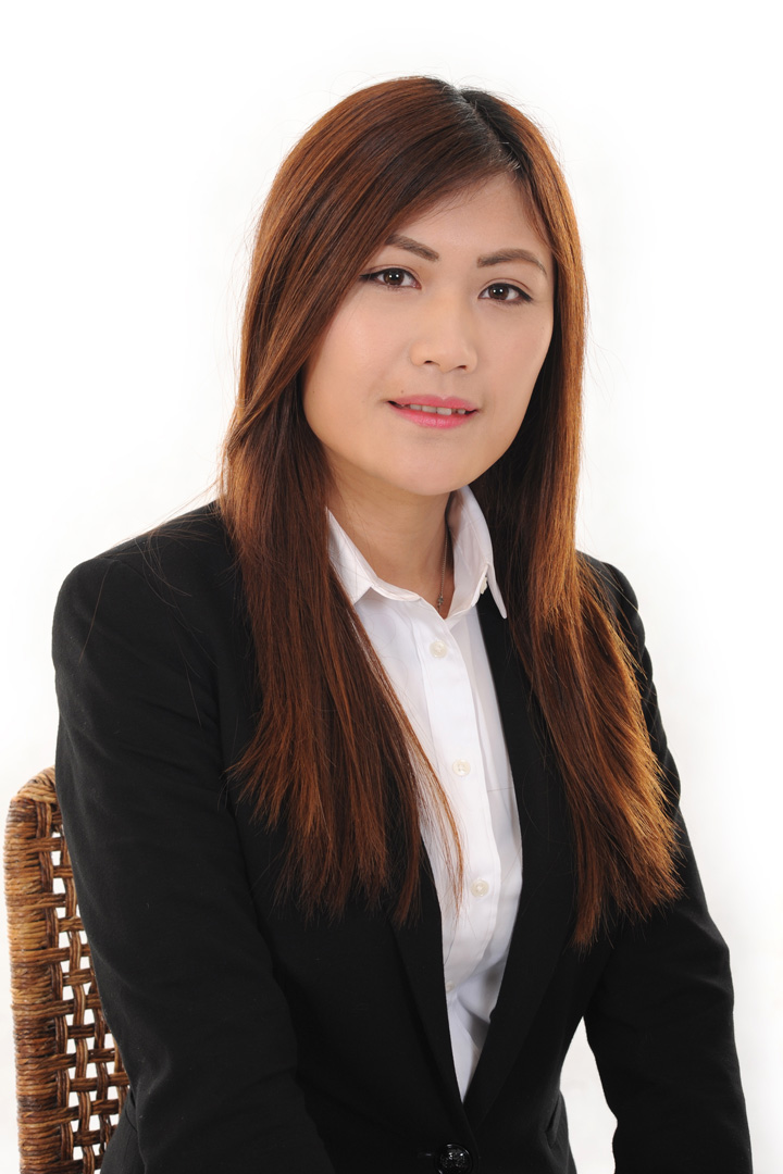 Vicki Zhang - Property Manager at Roger Davis